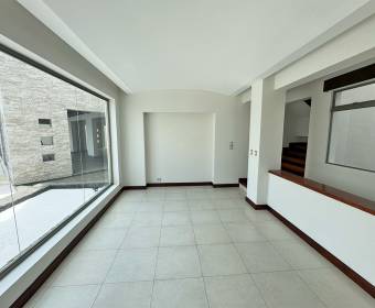 Spectacular luxury mansion for sale in Residencial Manantiales, La Asunción de Belén. Bank-owned pro Spectacular luxury mansion for sale in Residencial Manantiales, La Asunción de Belén. Bank-owned pro