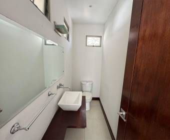 Spectacular luxury mansion for sale in Residencial Manantiales, La Asunción de Belén. Bank-owned pro Spectacular luxury mansion for sale in Residencial Manantiales, La Asunción de Belén. Bank-owned pro