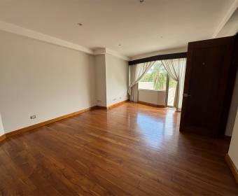 Spectacular luxury mansion for sale in Residencial Manantiales, La Asunción de Belén. Bank-owned pro Spectacular luxury mansion for sale in Residencial Manantiales, La Asunción de Belén. Bank-owned pro