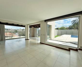 Spectacular luxury mansion for sale in Residencial Manantiales, La Asunción de Belén. Bank-owned pro Spectacular luxury mansion for sale in Residencial Manantiales, La Asunción de Belén. Bank-owned pro