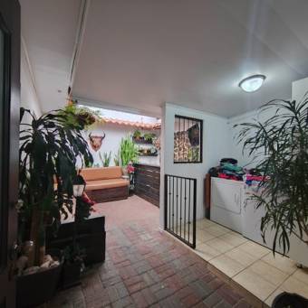 MLS-26-1086 LS VENTA HERMOSA CASA LA UNION CARTAGO MLS-26-1086 LS VENTA HERMOSA CASA LA UNION CARTAGO