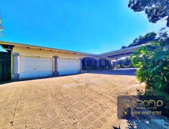 HOUSE FOR COMMERCIAL USE FOR SALE SANTA BÁRBARA, HEREDIA #40403ns HOUSE FOR COMMERCIAL USE FOR SALE SANTA BÁRBARA, HEREDIA #40403ns