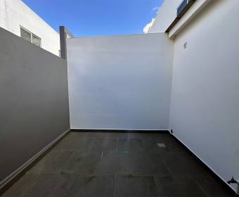 House for Sale in Piamonte Condominium, Brasil de Mora. Bank-Owned Property