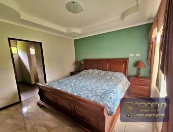  CASA MODERNA EN VENTA San Isidro de Grecia, Alajuela #20302dm