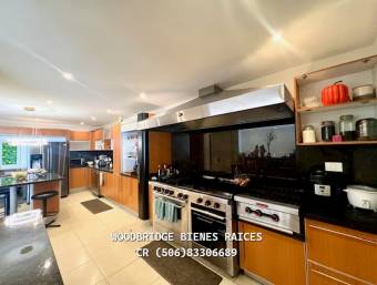 Escazu 4 bedroom home for rent in Trejos Montealegre $2.800 or full furnished